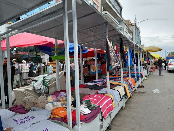 Taliban Apply New Fees for Roadside Stalls in Kabul